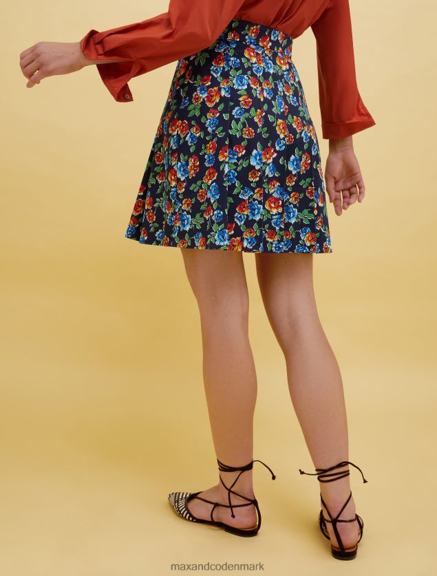 Kvinder mennesker, steder, farve plisseret nederdel MAX&Co. marineblåt mønster B2Z2T6769 beklædning