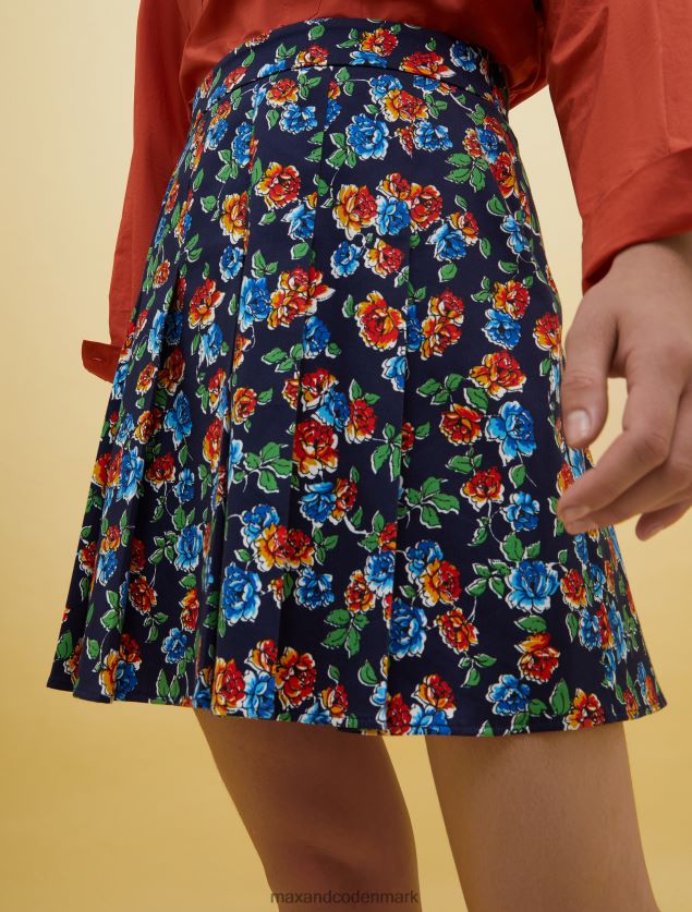 Kvinder mennesker, steder, farve plisseret nederdel MAX&Co. marineblåt mønster B2Z2T6769 beklædning
